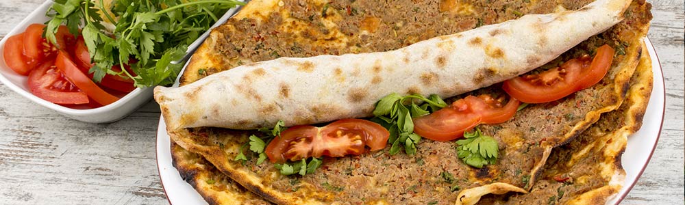 Lahmacun / Türkische Pizza